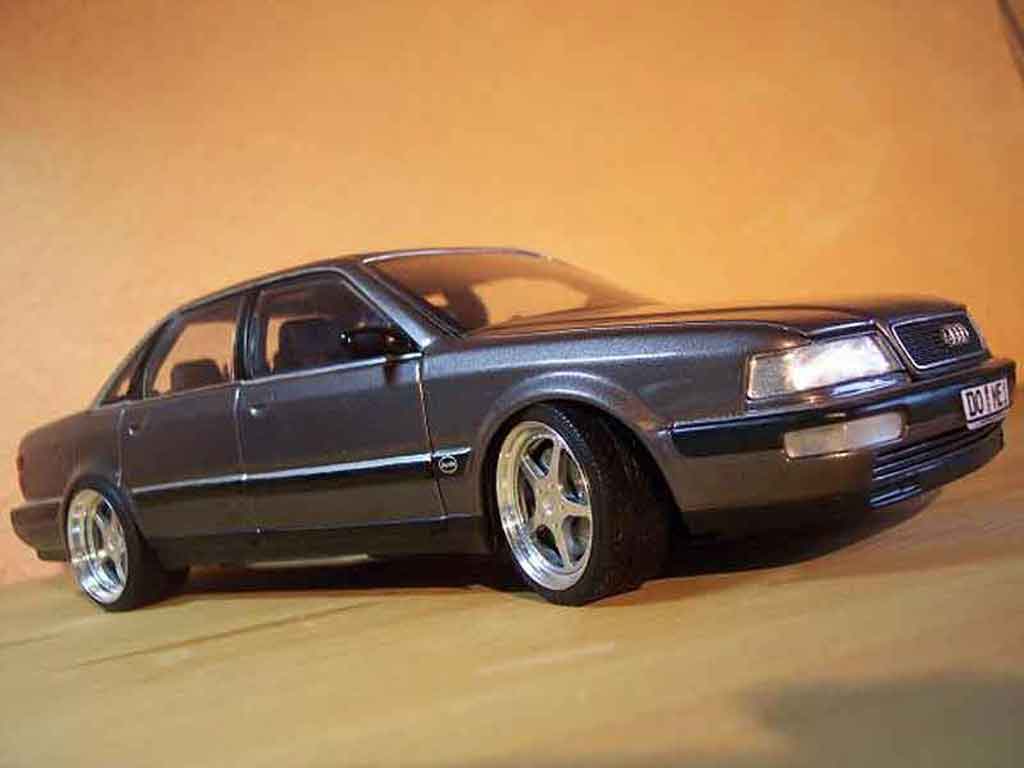 Audi V8 Quattro 1/18 Minichamps Quattro street version diecast model cars