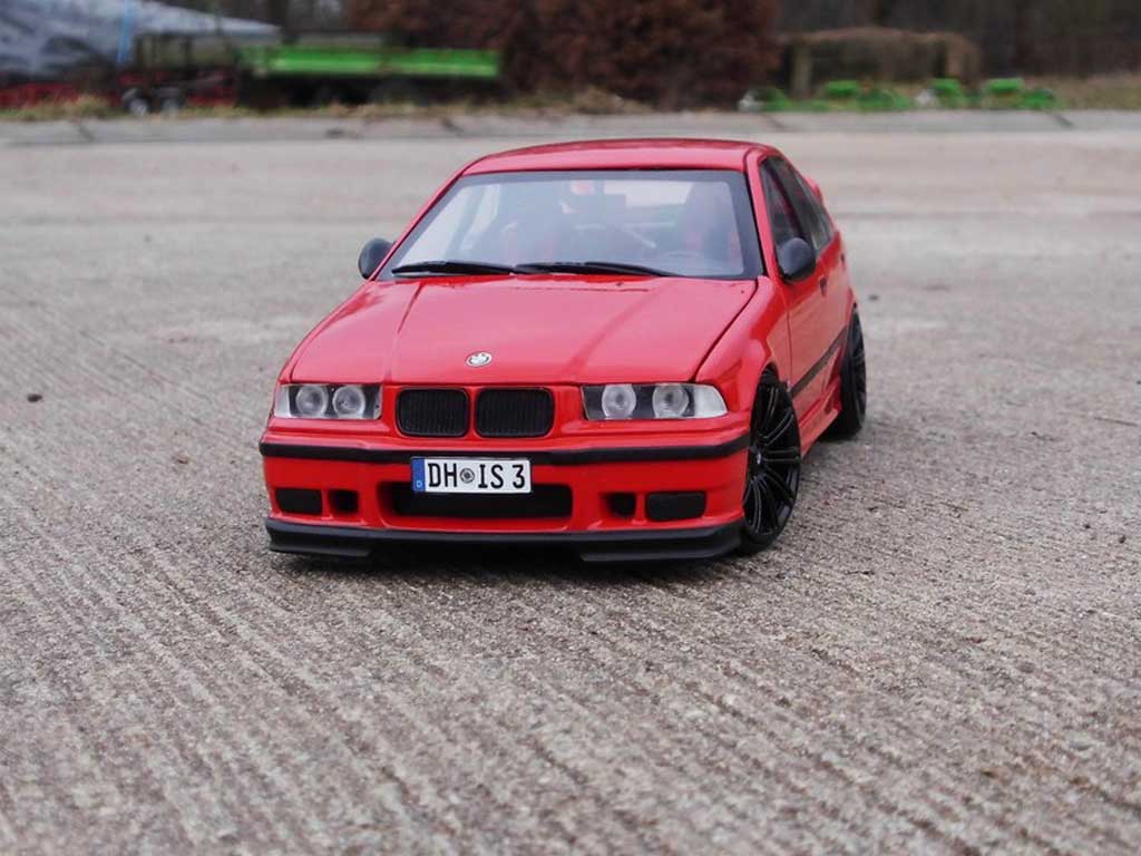 Bmw 318 tuning E36 is red jantes M3 E92 et swap moteur M3 E36 1/18 Ut Models