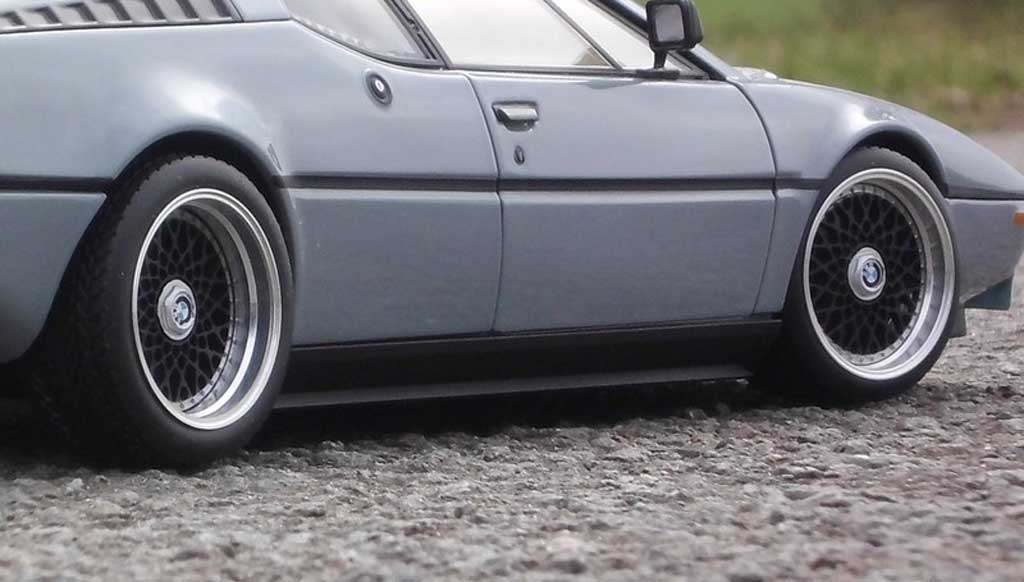 Bmw M1 1978 grey jantes BBS echappement chrome 1/18 Norev
