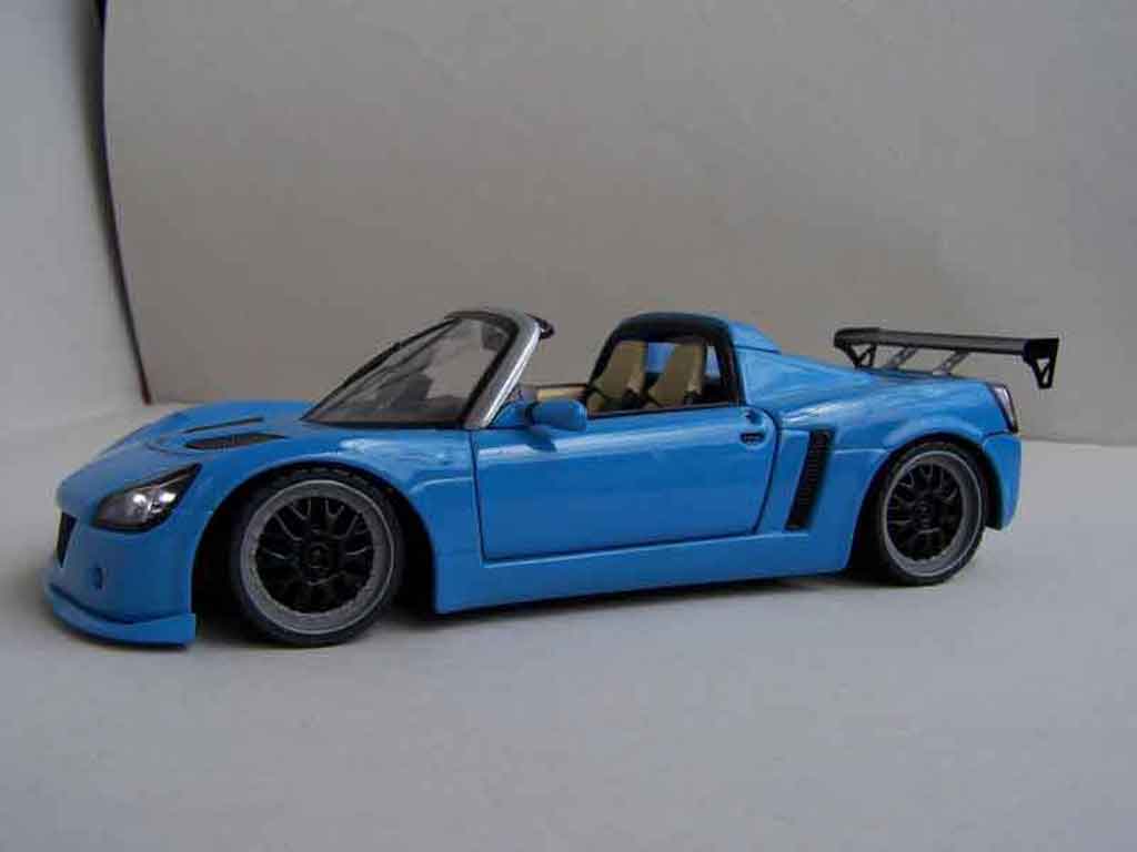 Opel Speedster 1/18 Welly street racer diecast model cars
