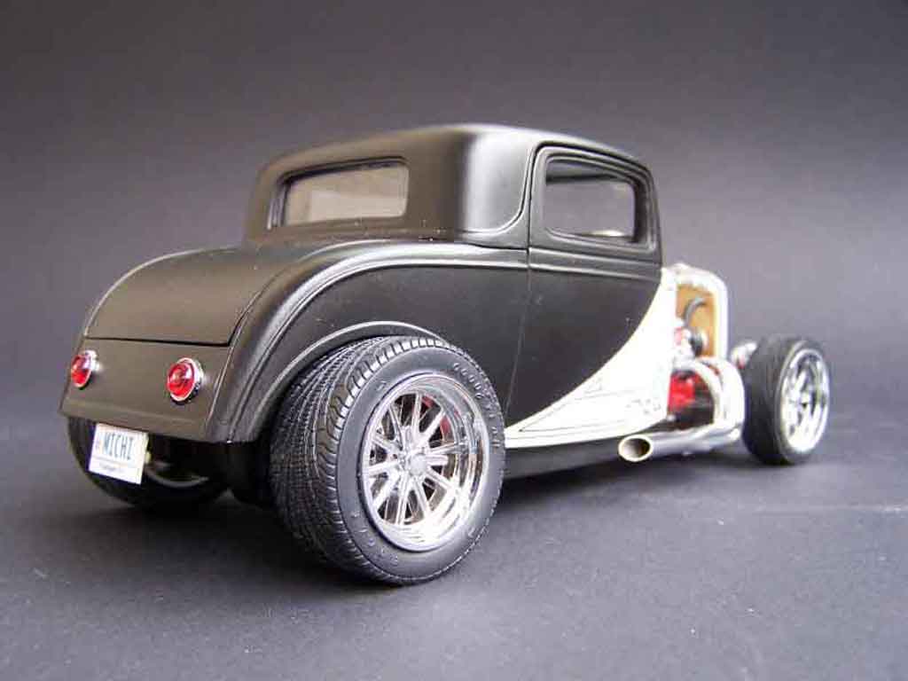 Ford 1932 Hot Rod street 1/18 Yat Ming
