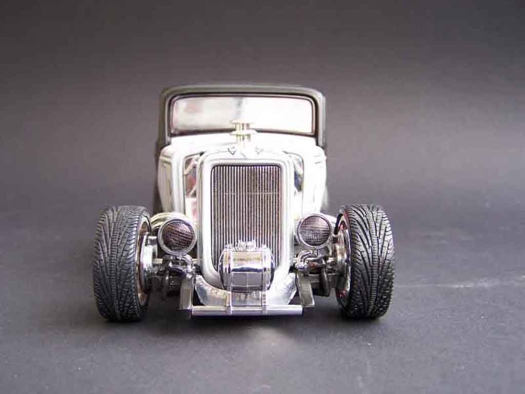 Ford 1932 Hot Rod street 1/18 Yat Ming
