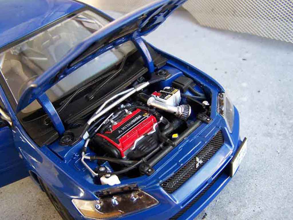 Mitsubishi Lancer Evolution VII jdm blue 1/18 Autoart