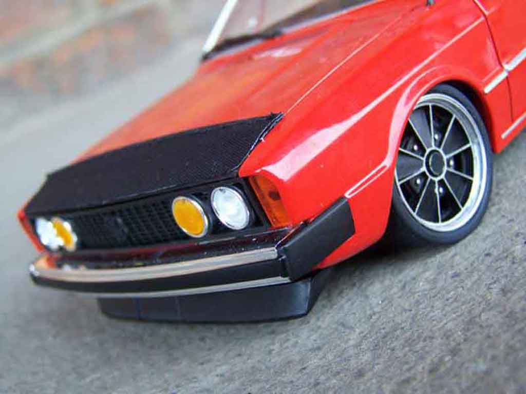 Volkswagen Scirocco GTI restocal 1/18 Revell