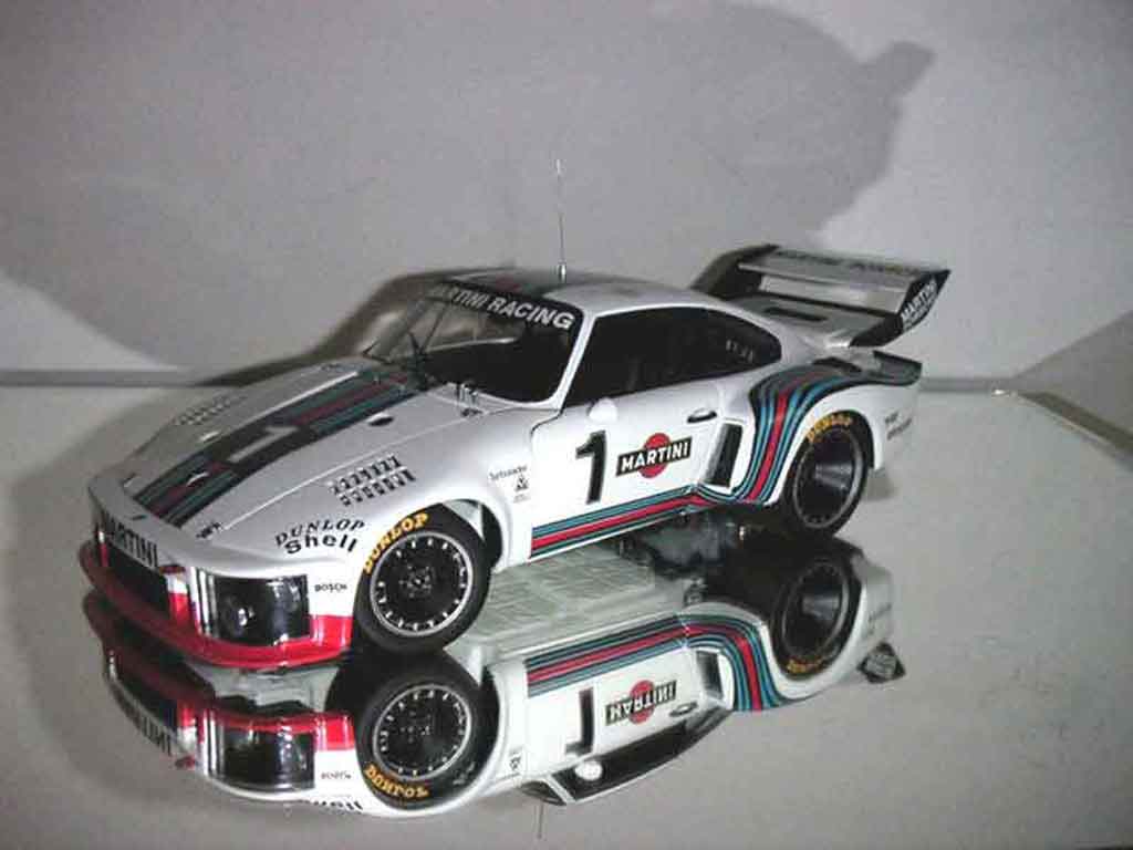Porsche 935 1976 1/18 Exoto 1976 turbo #1 martini racing diecast model cars