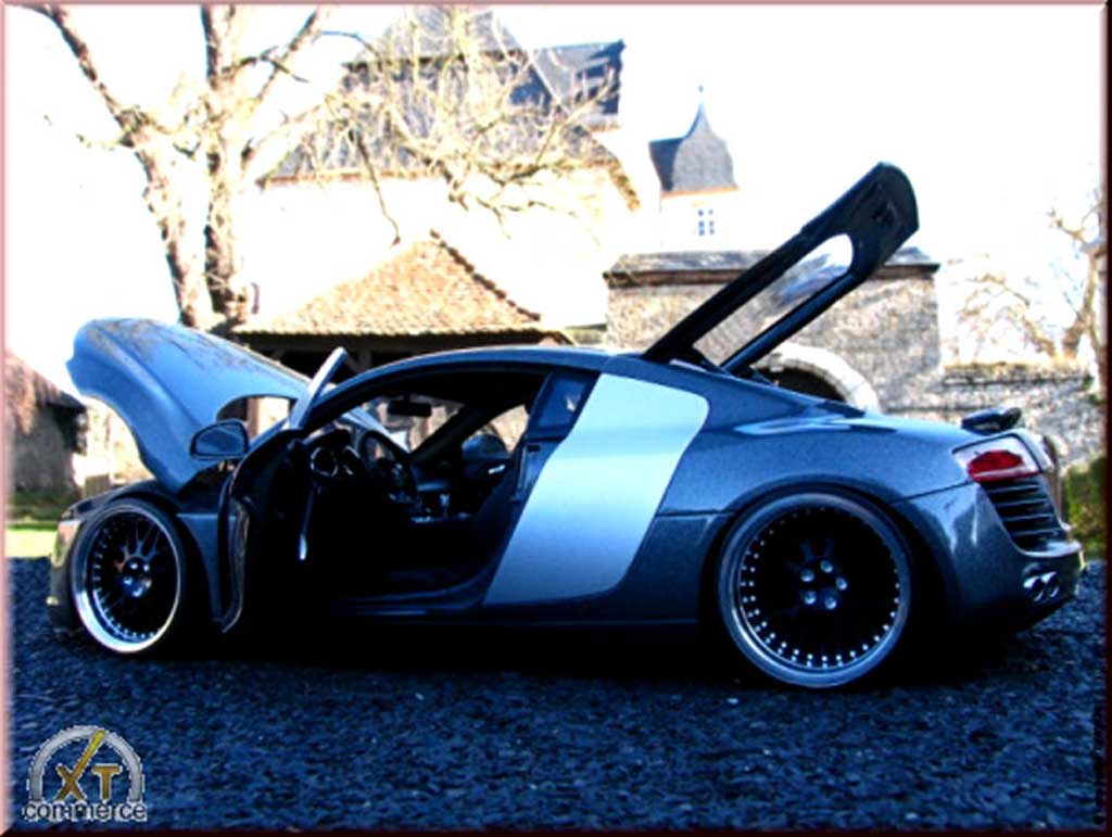 Audi R8 4.2 fsi . v8 grey antracite jantes 21 pouces prepa moteur 1/18 Maisto