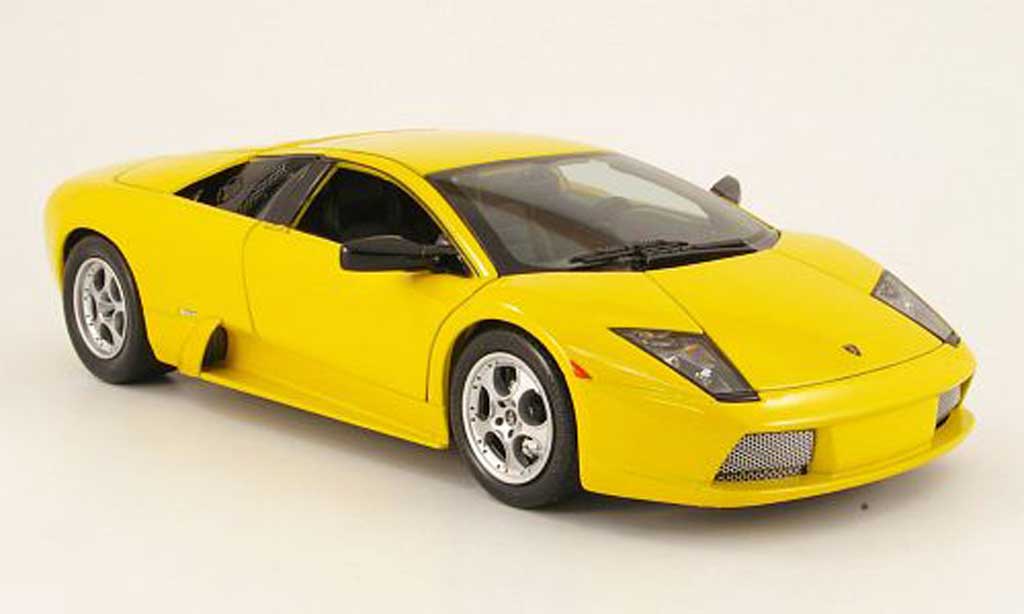 Lamborghini Murcielago 1/18 Maisto yellow 2002 diecast model cars
