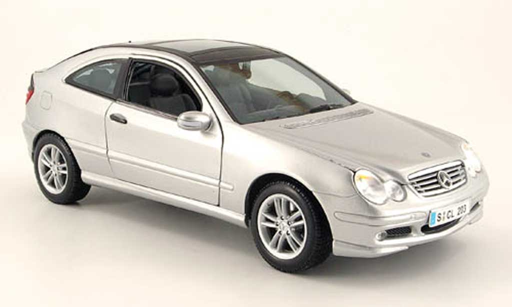 Mercedes Classe C 1/18 Maisto grey sportcoupe diecast model cars