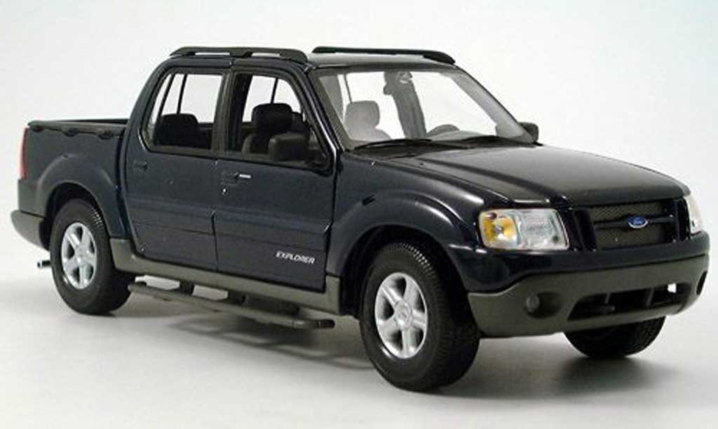 Ford Explorer Sport Trac 1/18 Maisto Sport Trac blue diecast model cars