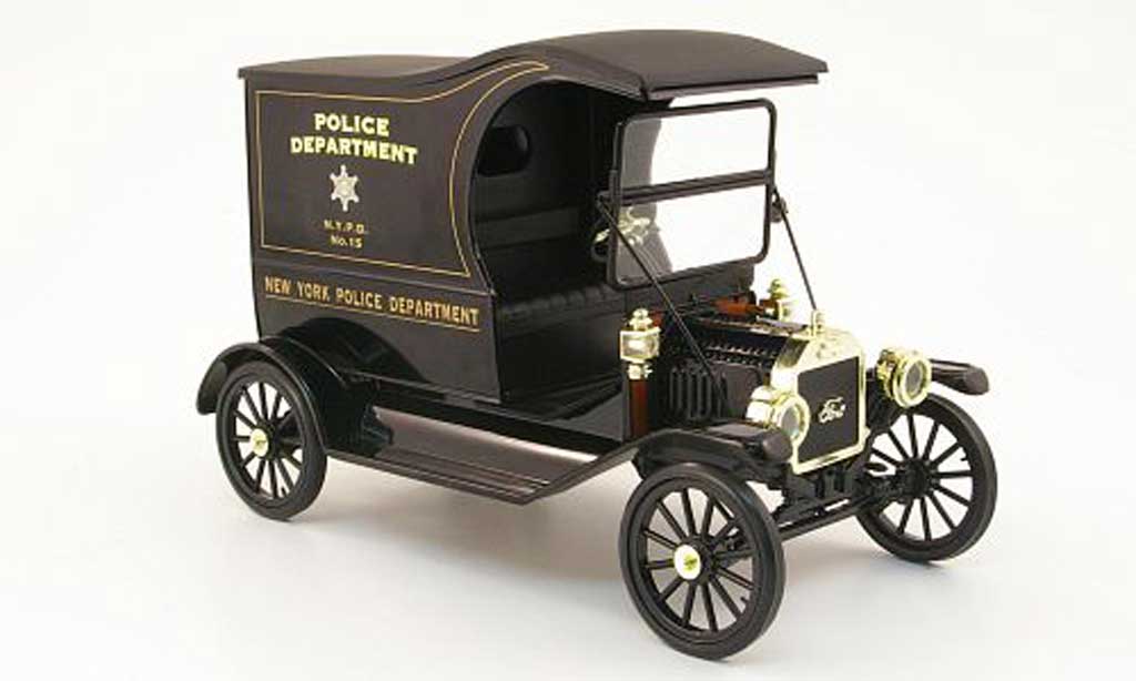 Ford Model T 1/18 Eagle delivery van new york police department polizei (us) diecast model cars