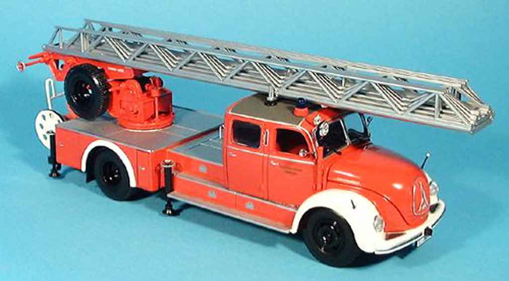 Magirus DL 30 1/43 Minichamps S 6500 pompier Leiterwagen red white 1955 diecast model cars