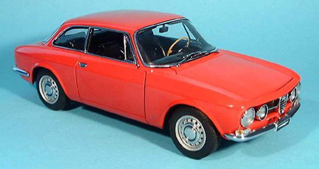 Alfa Romeo 1750 GTV 1/18 Autoart GTV red 1967 diecast model cars