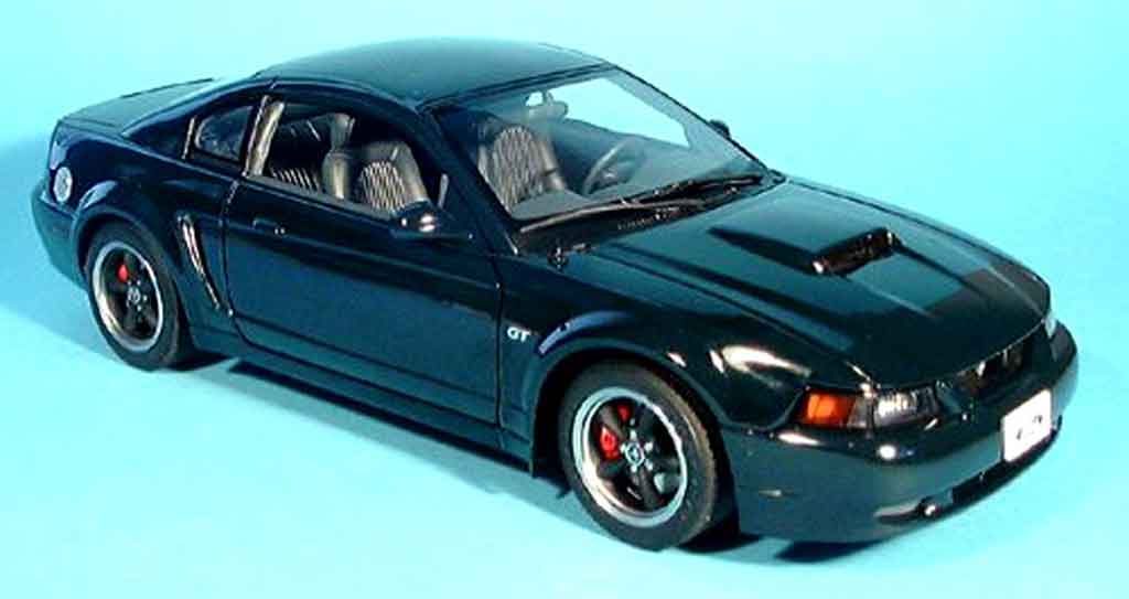 Ford Mustang Bullit 2001 1/18 Autoart Bullit 2001 gt grun diecast model cars