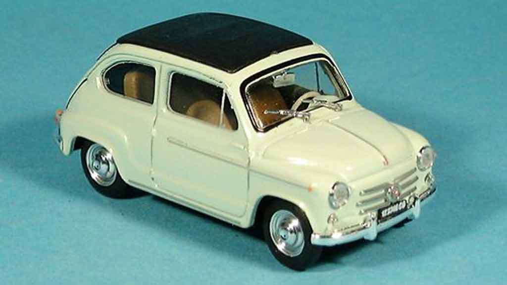 Fiat 600 1/43 Brumm D geschlossen grun 1960 diecast model cars