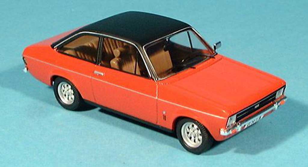 Ford Escort MK2 1/43 Trofeu MK2 1300 Ghia red Dach black diecast model cars