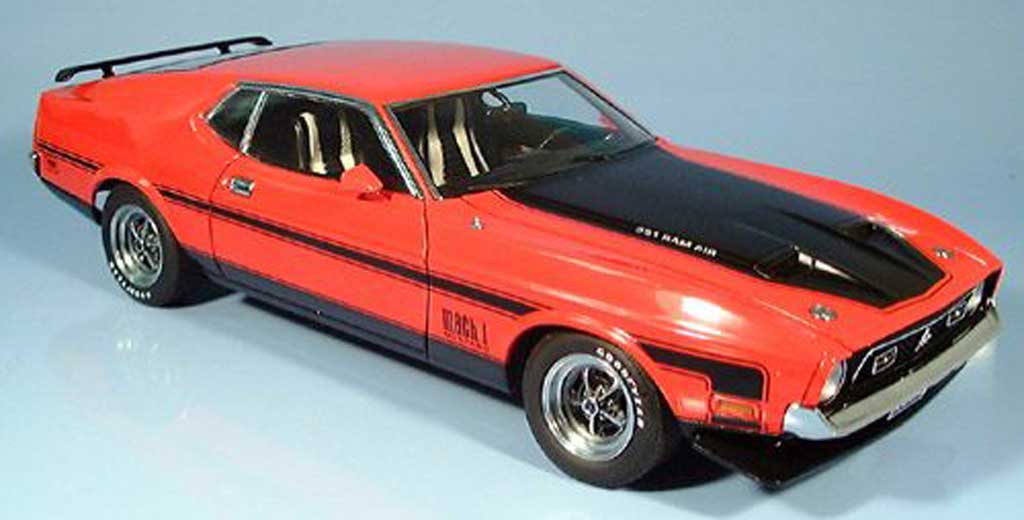 Ford Mustang 1971 1/18 Autoart 1971 mach i fastback red diecast model cars