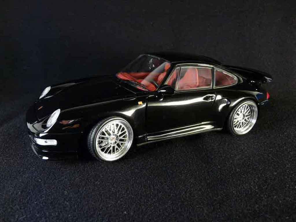Porsche 911 Turbo S black 1/18 Ut Models