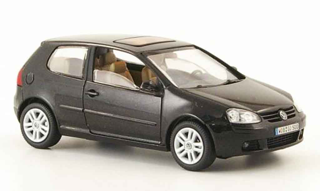 Volkswagen Golf V 1/43 Schuco V black 3 portes 2003 diecast model cars