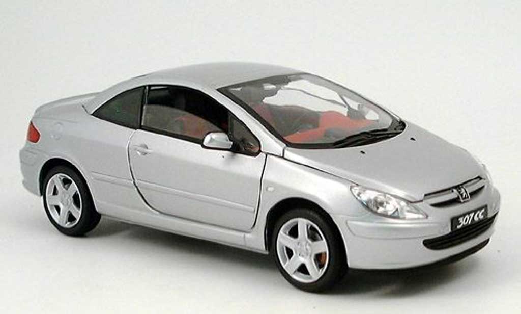 Peugeot 307 CC 1/18 Solido CC grey 2003 diecast model cars