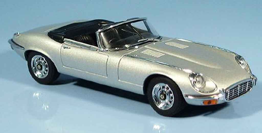 Jaguar E-Type 1/43 Autoart cabriolet serie iii grey metallisee diecast model cars