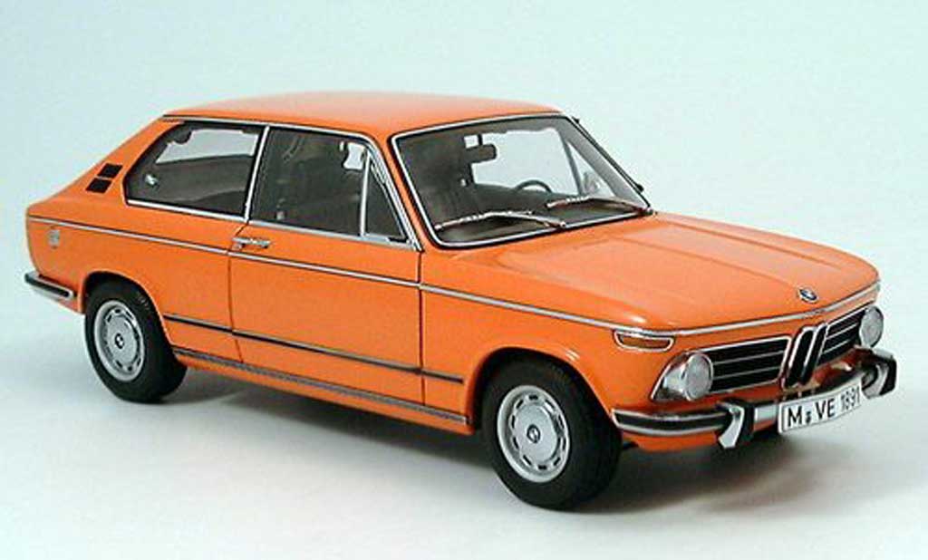 Bmw 2000 Touring 1/18 Autoart Touring tii orange 1973 diecast model cars
