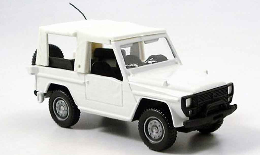 Peugeot P4 1/43 Solido gelandewagen white 1981 diecast model cars