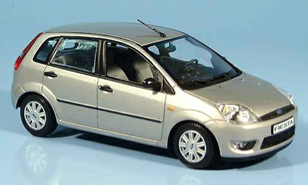 Ford Fiesta 1/43 Minichamps beige 2002 diecast model cars