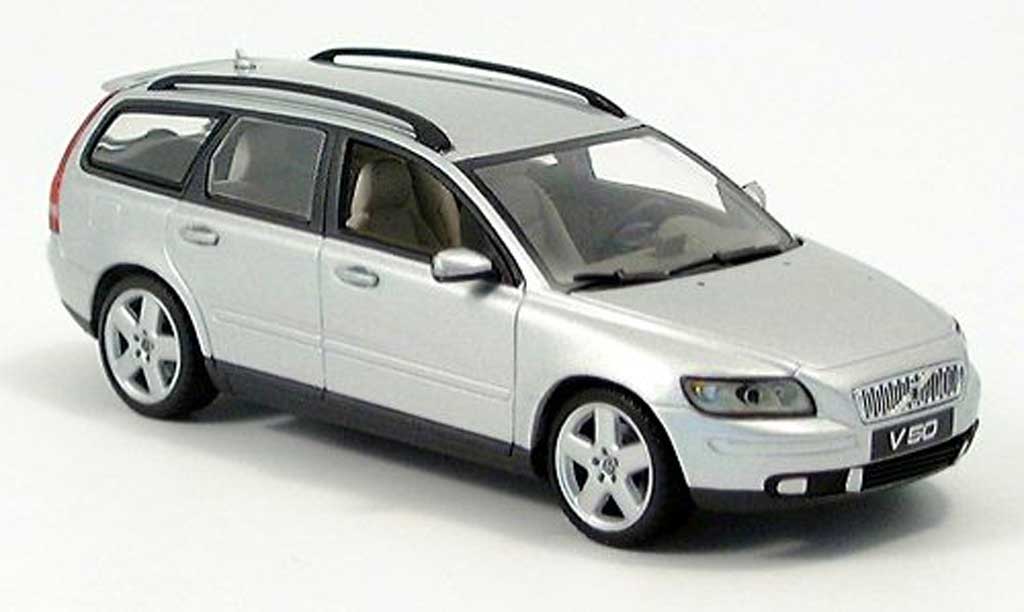 Volvo V50 1/43 Minichamps d 2003 diecast model cars