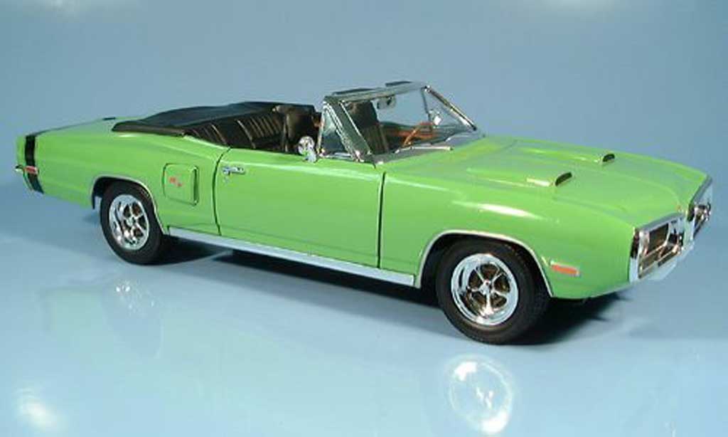 Dodge Coronet 1970 1/18 Yat Ming 1970 R/T grun diecast model cars