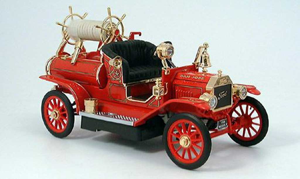 Ford Model T 1/18 Yat Ming vehicule de pompier (us) 1914 diecast model cars