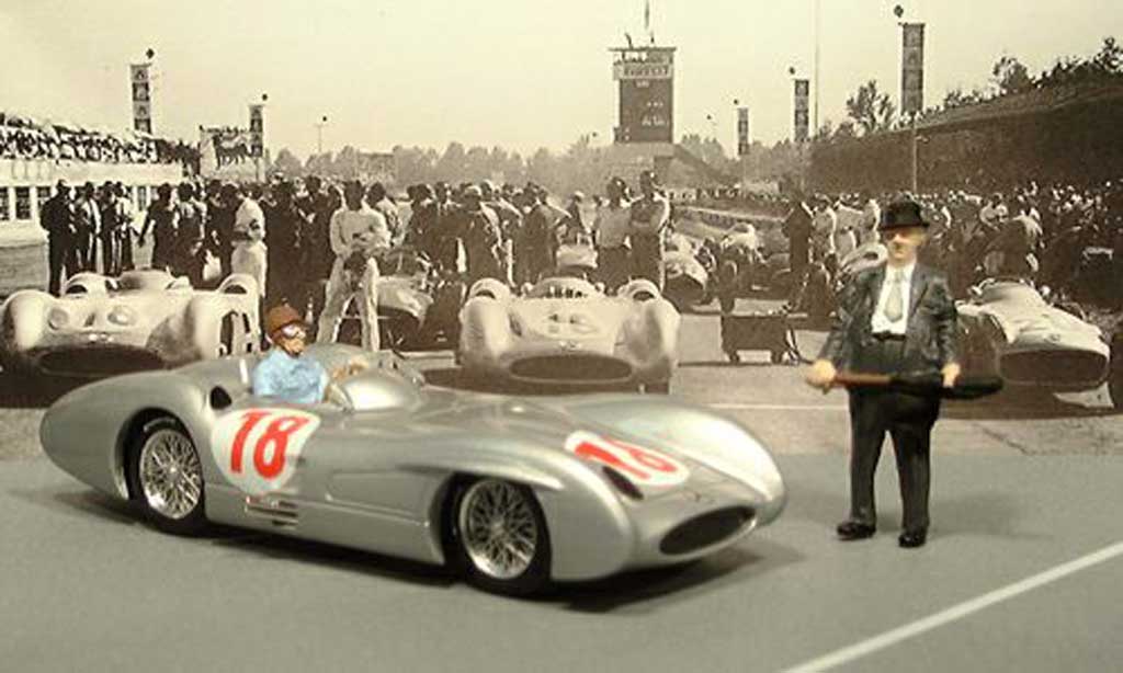 Mercedes W 196 1/43 Brumm GP Italien avec Fangio und Neubauer 1955 diecast model cars