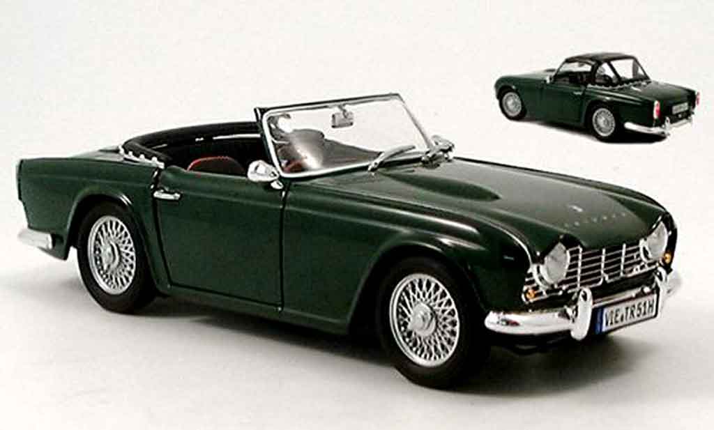 Triumph TR4 1/18 Revell grun 1963 diecast model cars