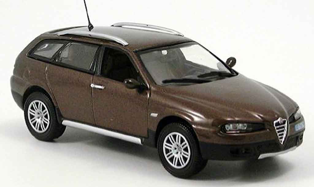 Alfa Romeo Crosswagon 1/43 Norev brown diecast model cars