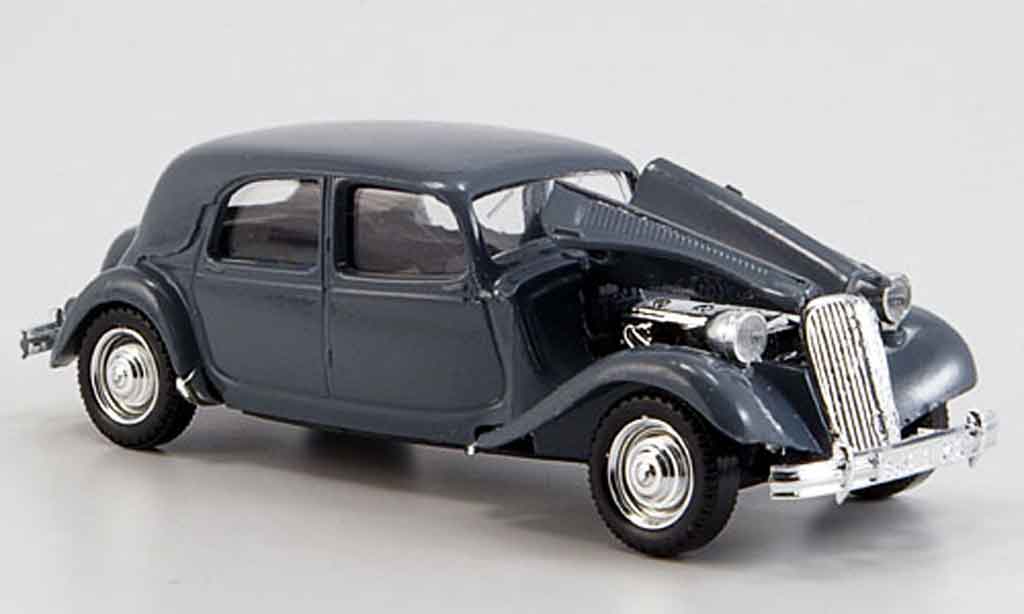Citroen Traction 15 1/43 Solido 15 cv grey 1952 diecast model cars