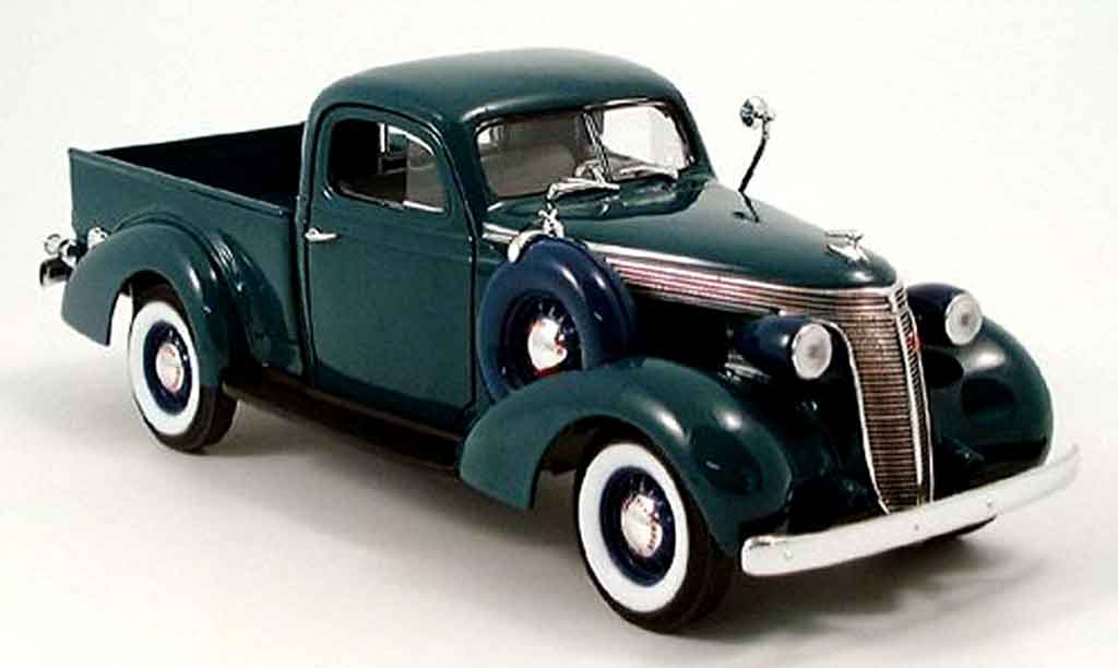 Studebaker Coupe Express 1/18 Yat Ming pick up grun 1937 diecast model cars