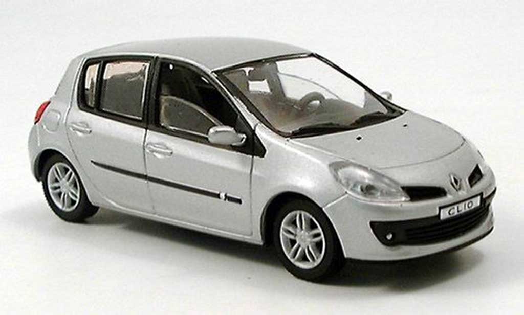 Renault Clio 1/43 Solido III d 5-portes 2005 diecast model cars