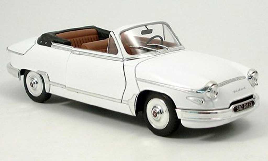 Panhard PL 17 1/18 Solido cabriolet diecast model cars