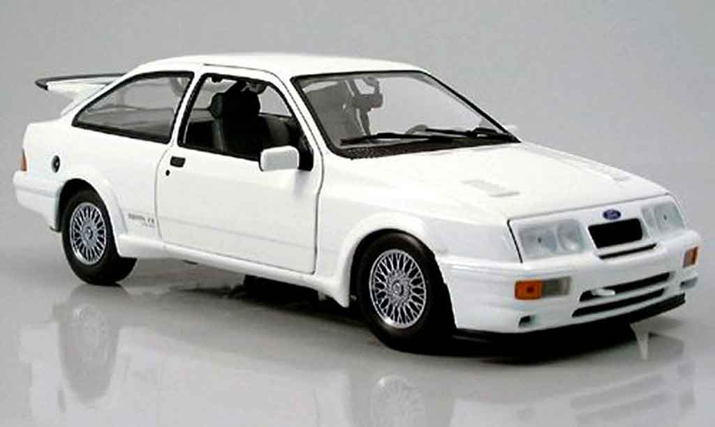 Ford Sierra Cosworth RS 1/18 Minichamps Cosworth RS white 1988 diecast model cars
