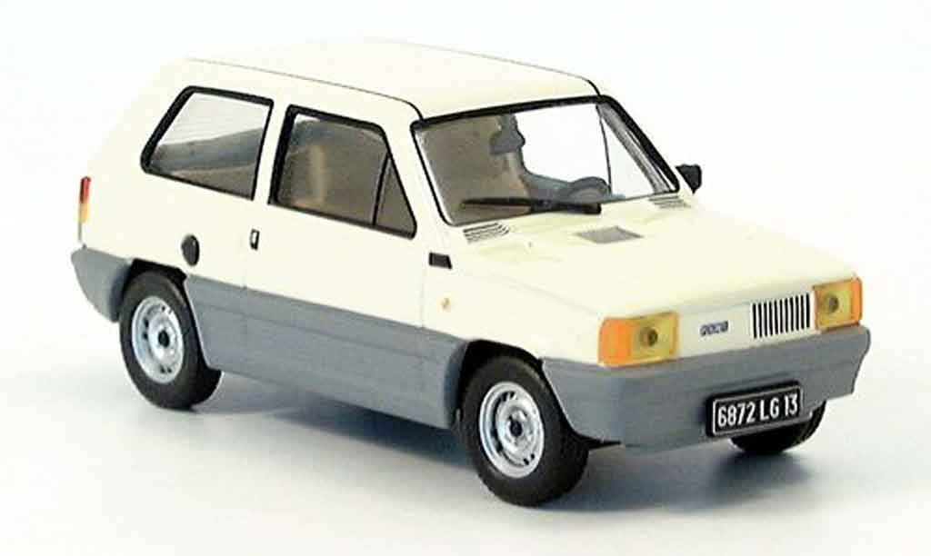 Fiat Panda 1/43 IXO 34 beige 1980 diecast model cars