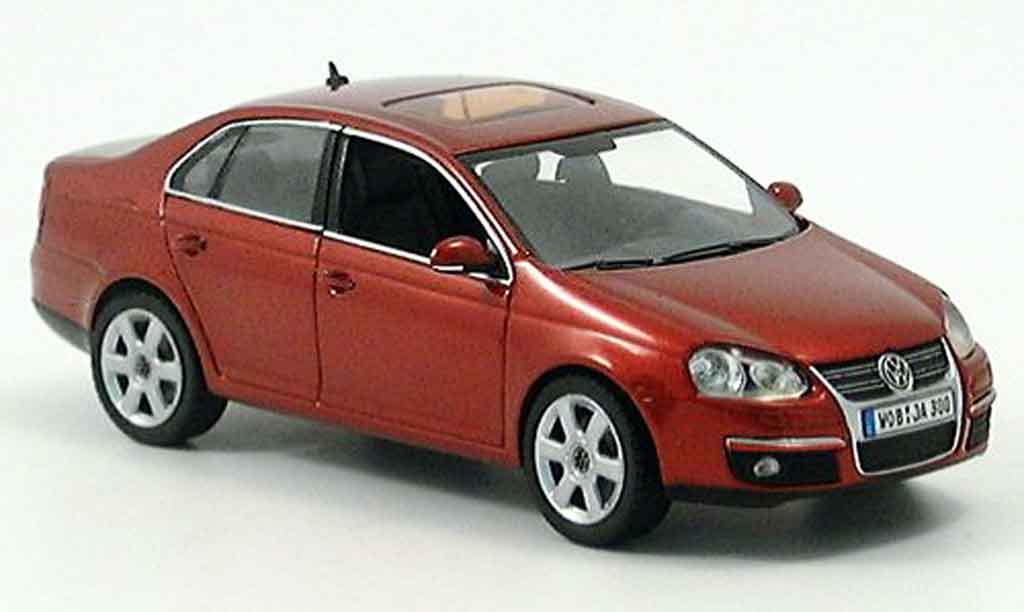 Volkswagen Jetta 1/43 Schuco red 2005 diecast model cars