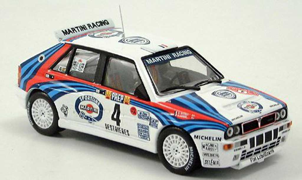 Lancia Delta HF Integrale 1/43 IXO HF Integrale Martini Racing No. 4 1992 diecast model cars