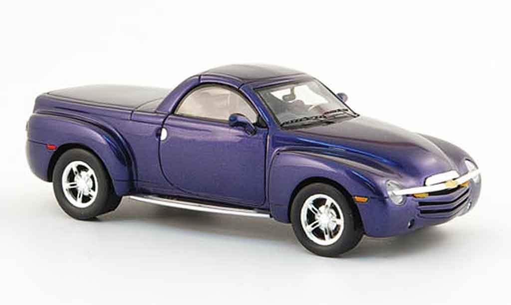 Chevrolet SSR 1/43 Spark blue 2005 diecast model cars