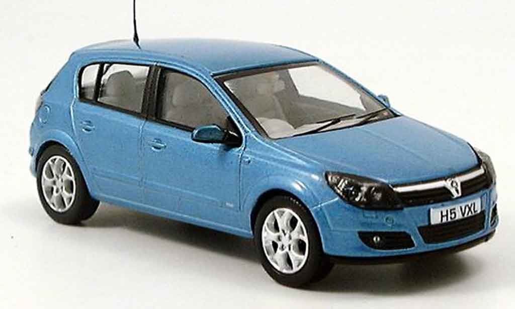 Opel Astra 1/43 Vanguards SXi blue diecast model cars