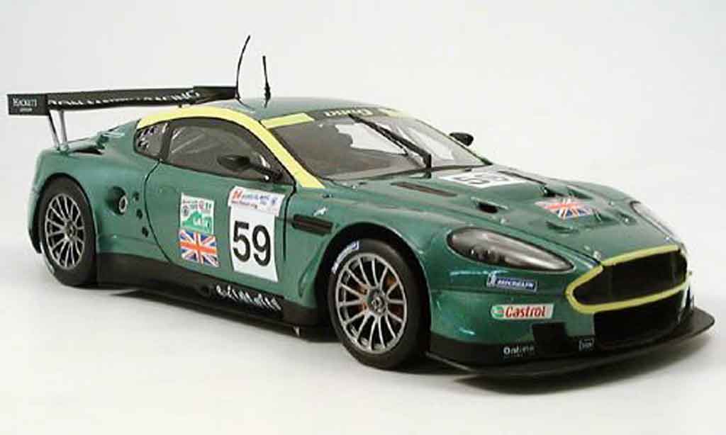 Aston Martin DBR9 1/18 Solido no. 59 le mans 2005 diecast model cars