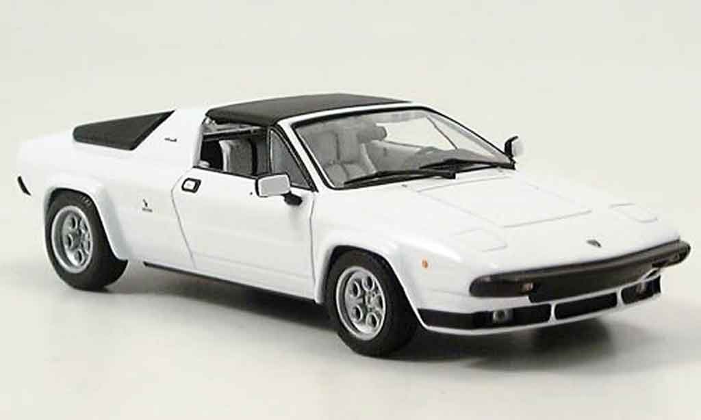 Lamborghini Silhouette 1/43 Minichamps white 1976 diecast model cars