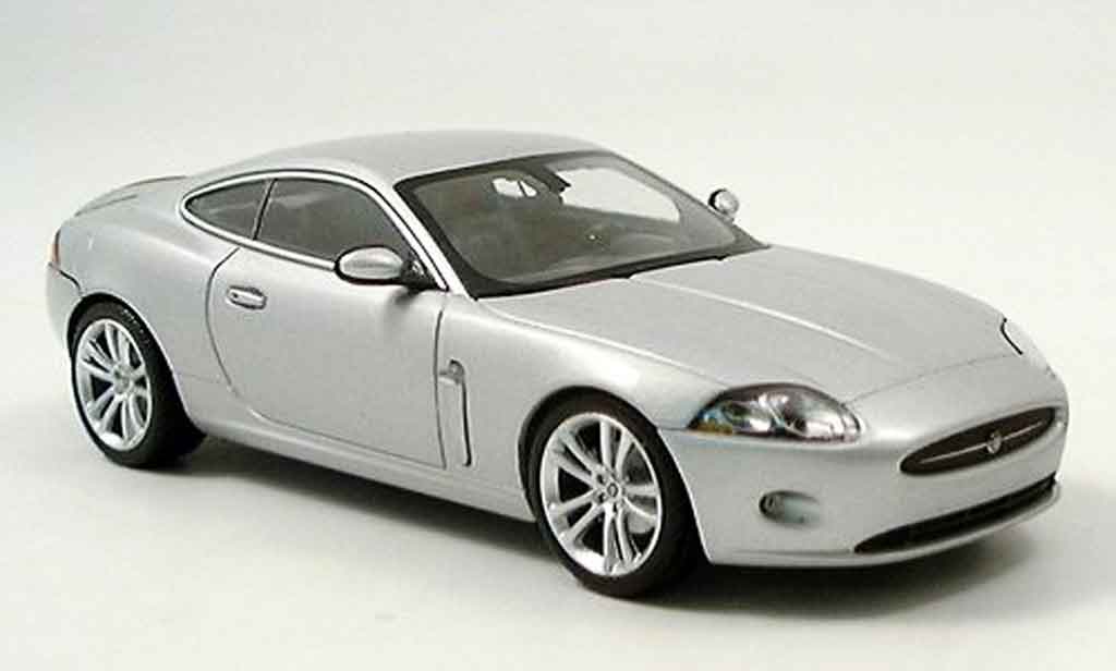 Jaguar XK coupe 1/43 Minichamps coupe grey metallisee 2005 diecast model cars