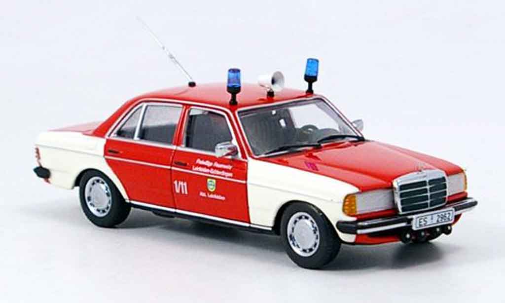 Mercedes 200 1/43 Minichamps pompier Leinfelden Echterdingen diecast model cars
