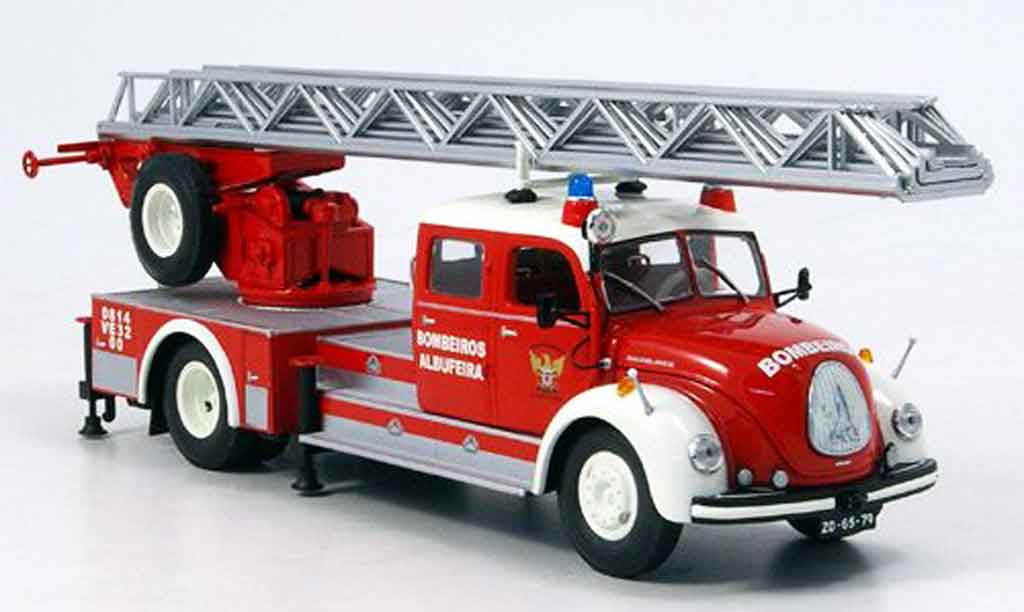 Magirus DL 30 1/43 Minichamps S 6500 pompier diecast model cars