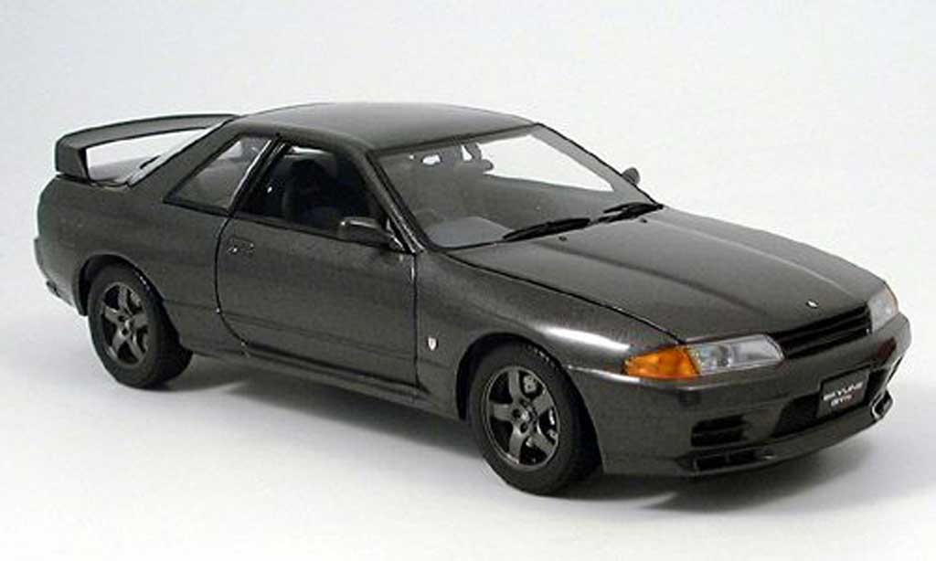 Nissan Skyline R32 1/18 Kyosho R32 gt-r bnr grey diecast model cars