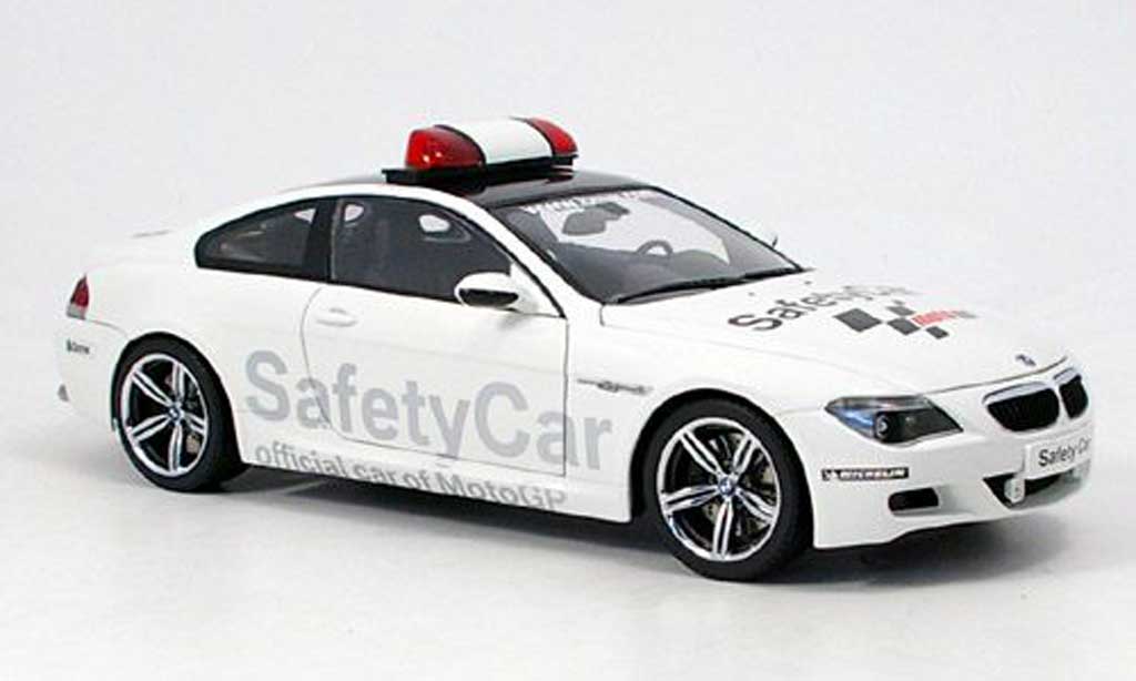 Bmw M6 E63 1/18 Kyosho E63 moto gp safety car 2005 diecast model cars